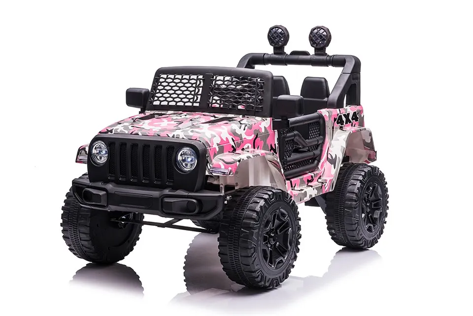 Los niños viajan en autos